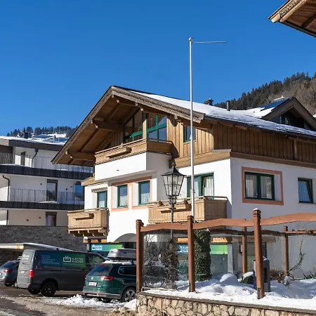 Penthouse Petra Appartement *